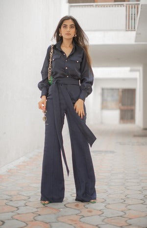 Tailored shirt with bell bottoms
